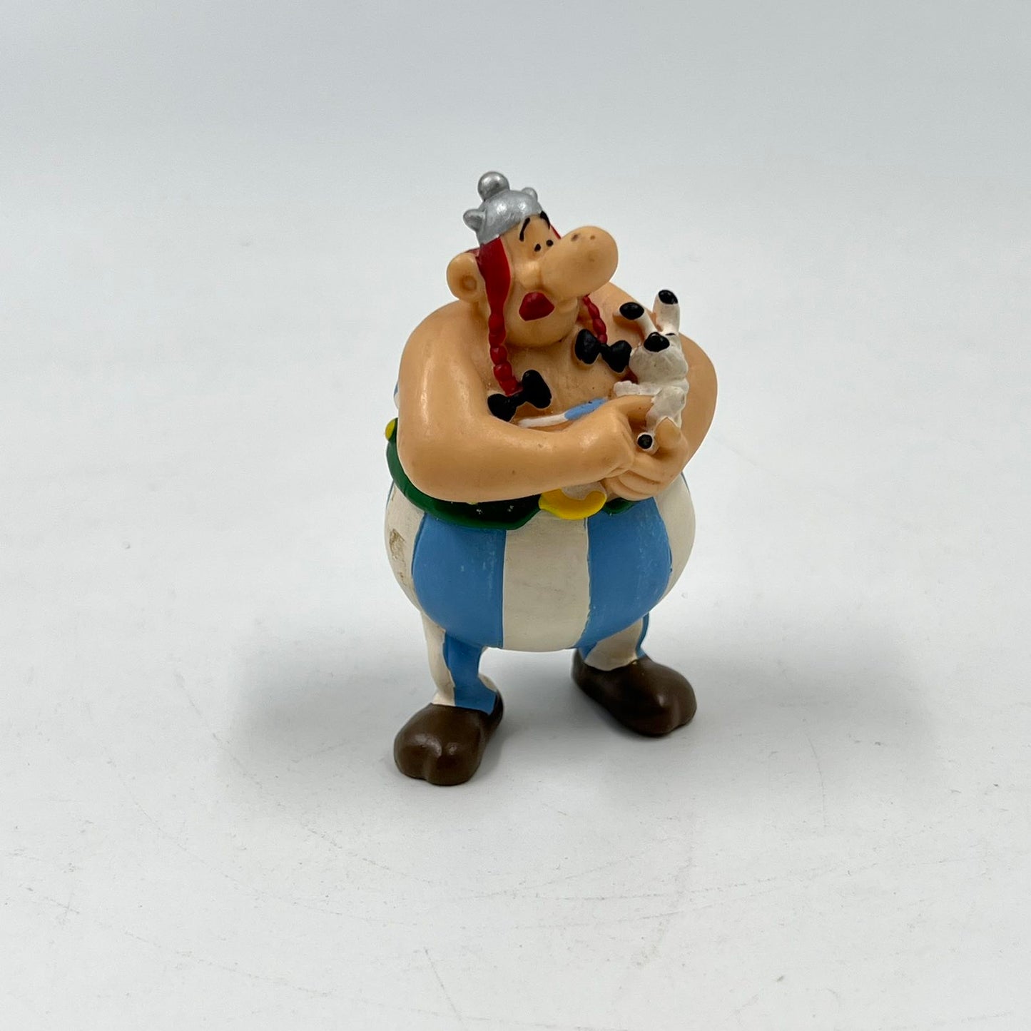Φιγούρα Asterix, Οβελίξ με τον Ιντεφίξ