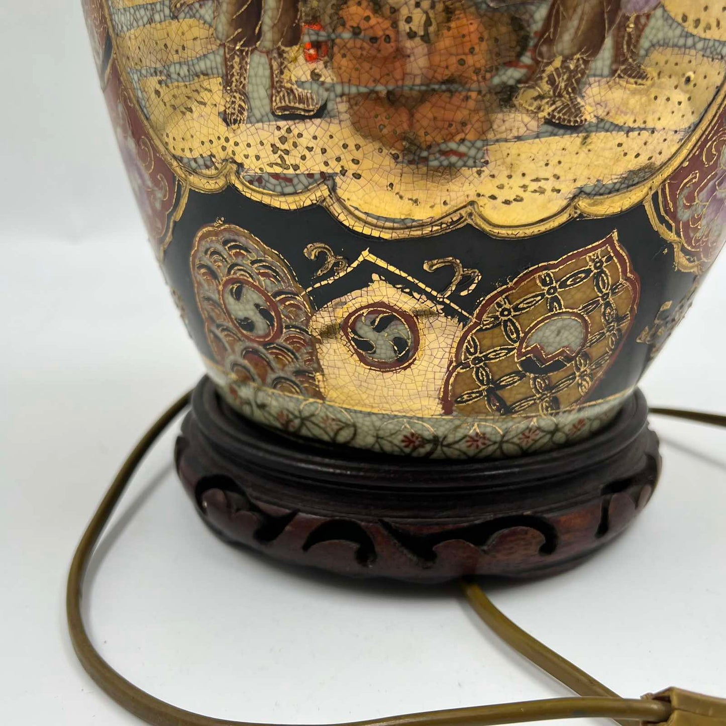 Satsuma Hand Painted Vintage Πορτατίφ Πορσελάνης – Συλλεκτικό Διακοσμητικό Φωτιστικό Ασιατικής Τέχνης