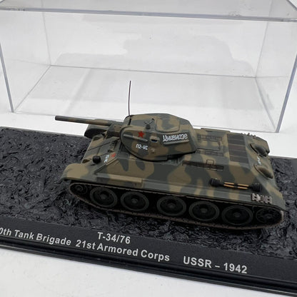 Συλλεκτικό Μοντέλο Άρματος T-34/76 USSR 1942 με Βάση Διοράματος