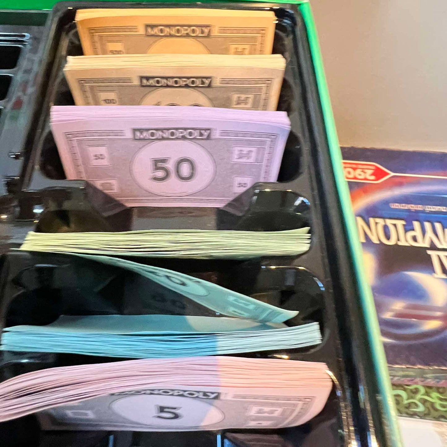 Επιτραπέζιο Παιχνίδι Monopoly Classic Edition Hasbro Gaming (Ελληνική Έκδοση)