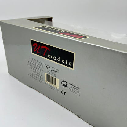 Μοντέλο αγωνιστικού αυτοκινήτου Audi A4 STW Abt Hasseröder 1:18 – UT Models