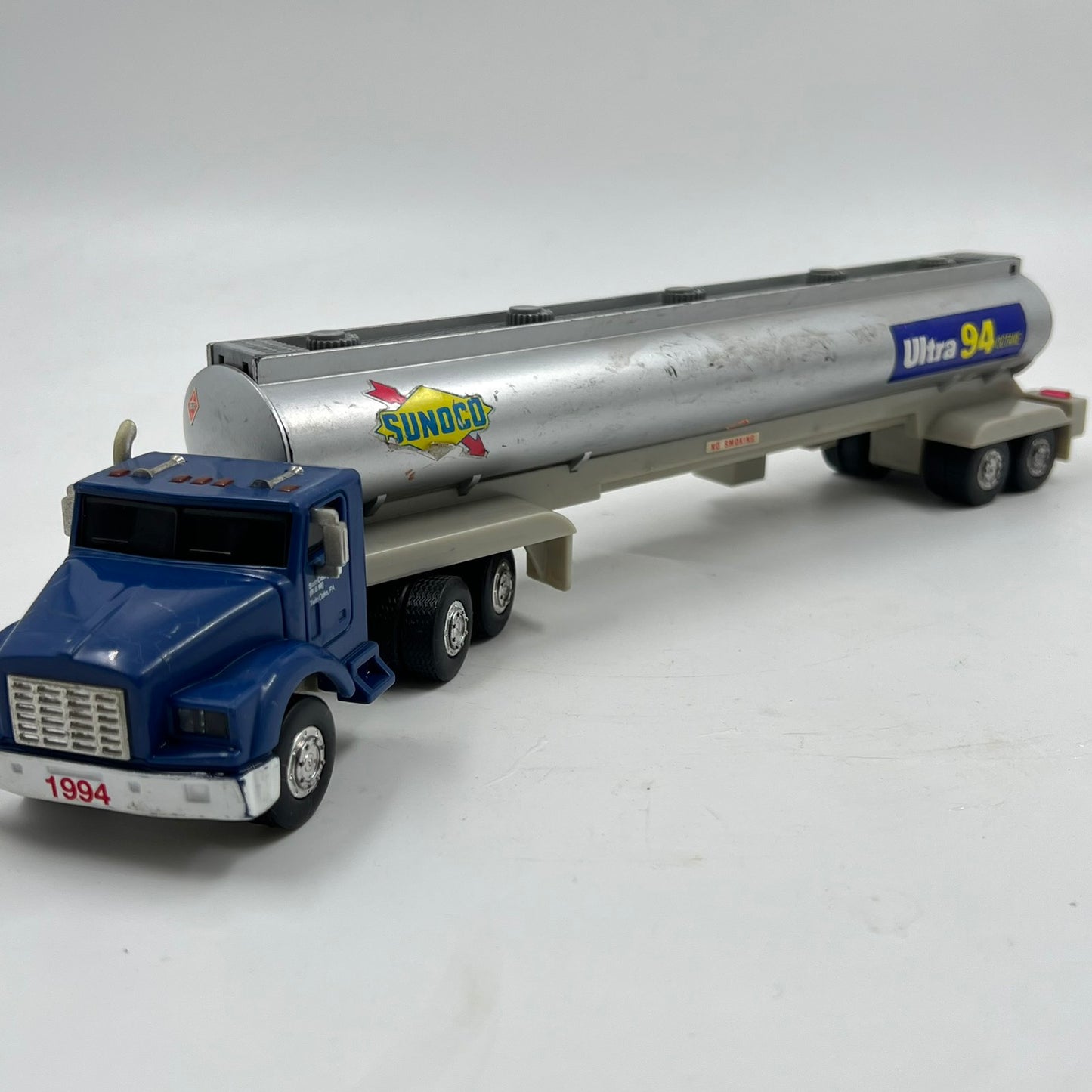 Diecast Sunoco Tanker Truck 1994 – Συλλεκτικό Μοντέλο Φορτηγού