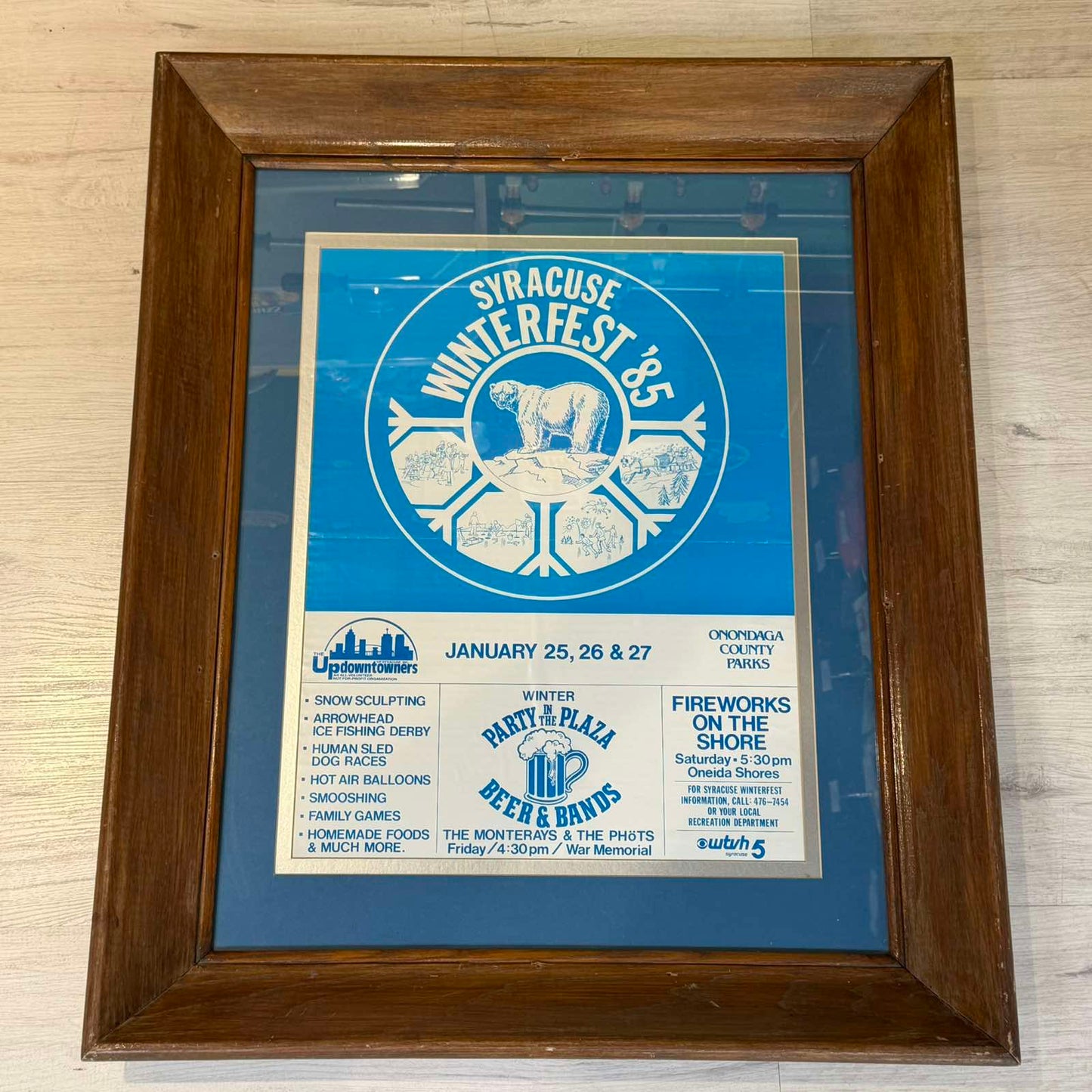μεγάλη κορνιζαρισμένη vintage αφίσα syracuse winterfest 1985 διακοσμητικός πίνακας τοίχου