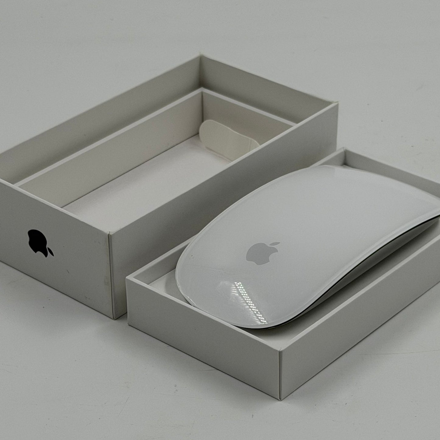 Apple Magic Mouse Wireless Multi-Touch Mouse (με κουτί)