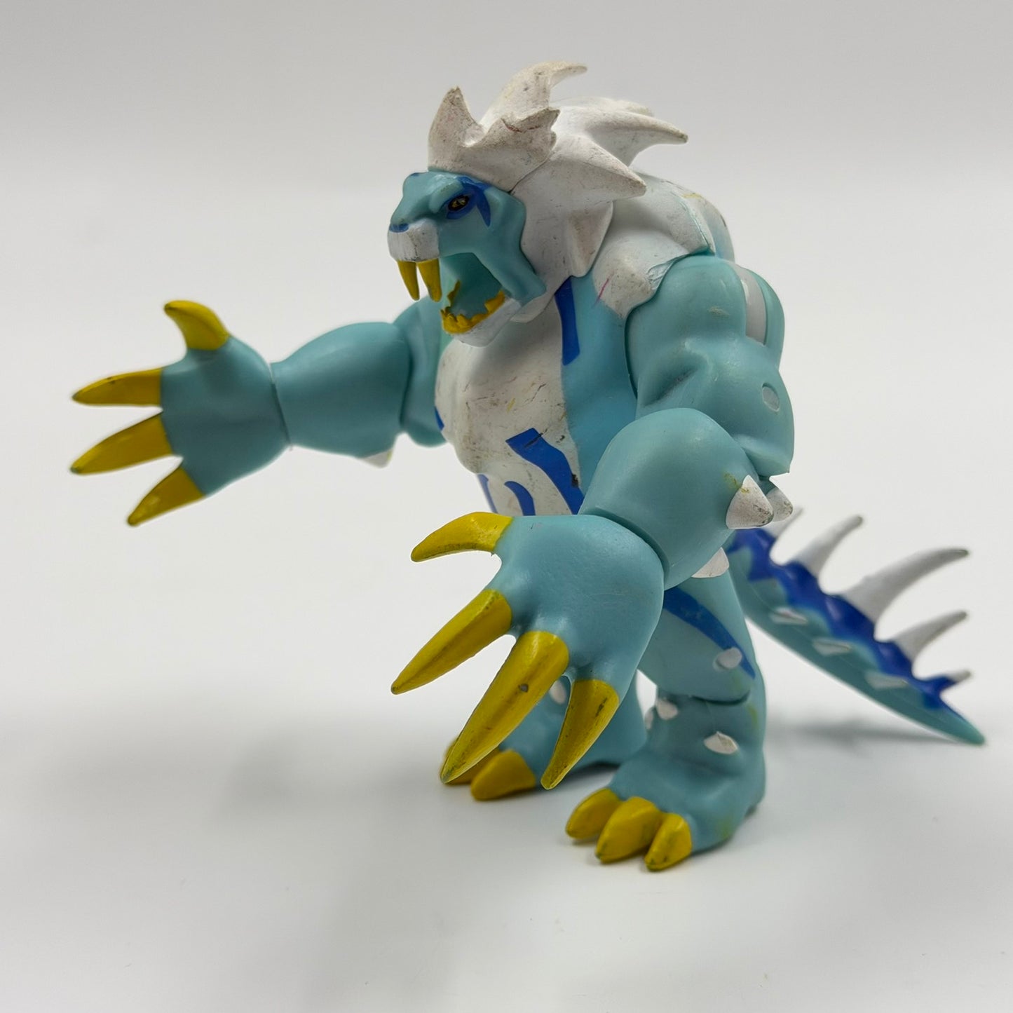 Invizimals Icelion Mega Action Figure 2014 IMC Toys