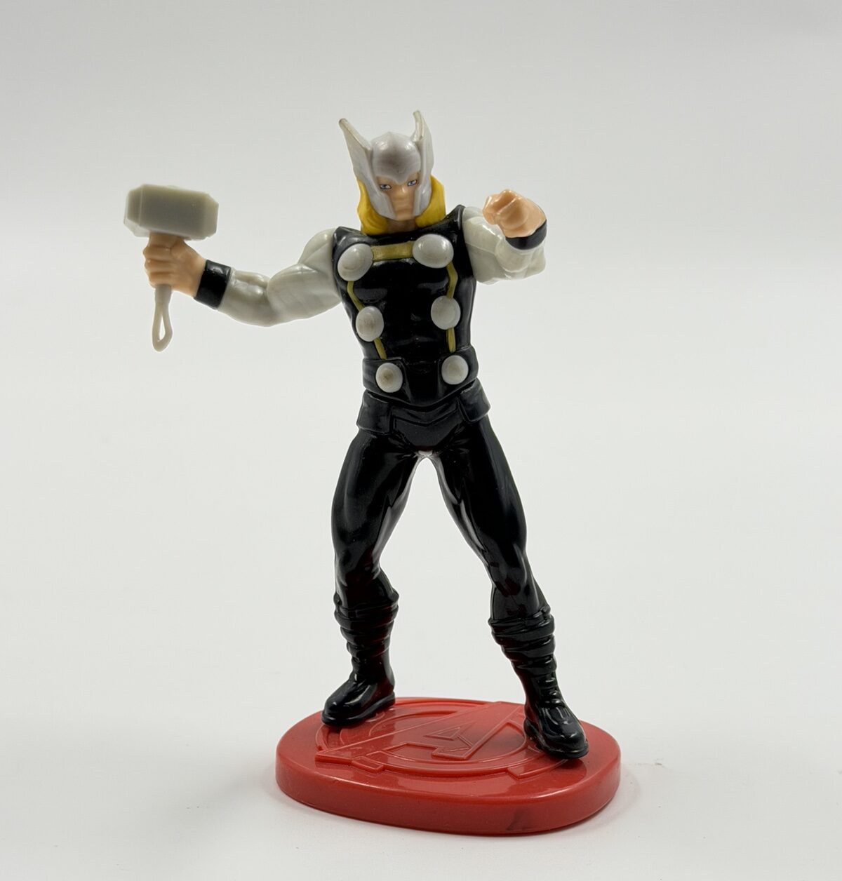 Thor Marvel Avengers Kinder Maxi Figure Collectible