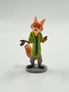 Disney Zootopia Nick Wilde Collectible Figure Disneyland Paris