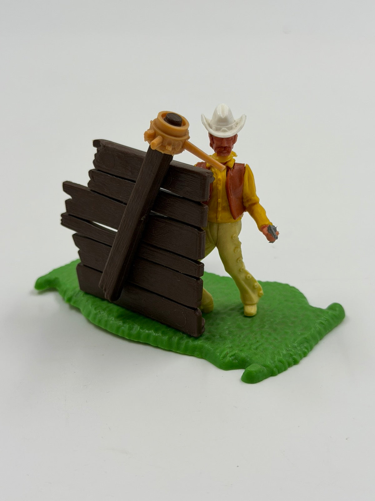 Vintage Σπάνια Φιγούρα Καουμπόι με Ξύλινο Φράχτη – Timpo Toys Western Series