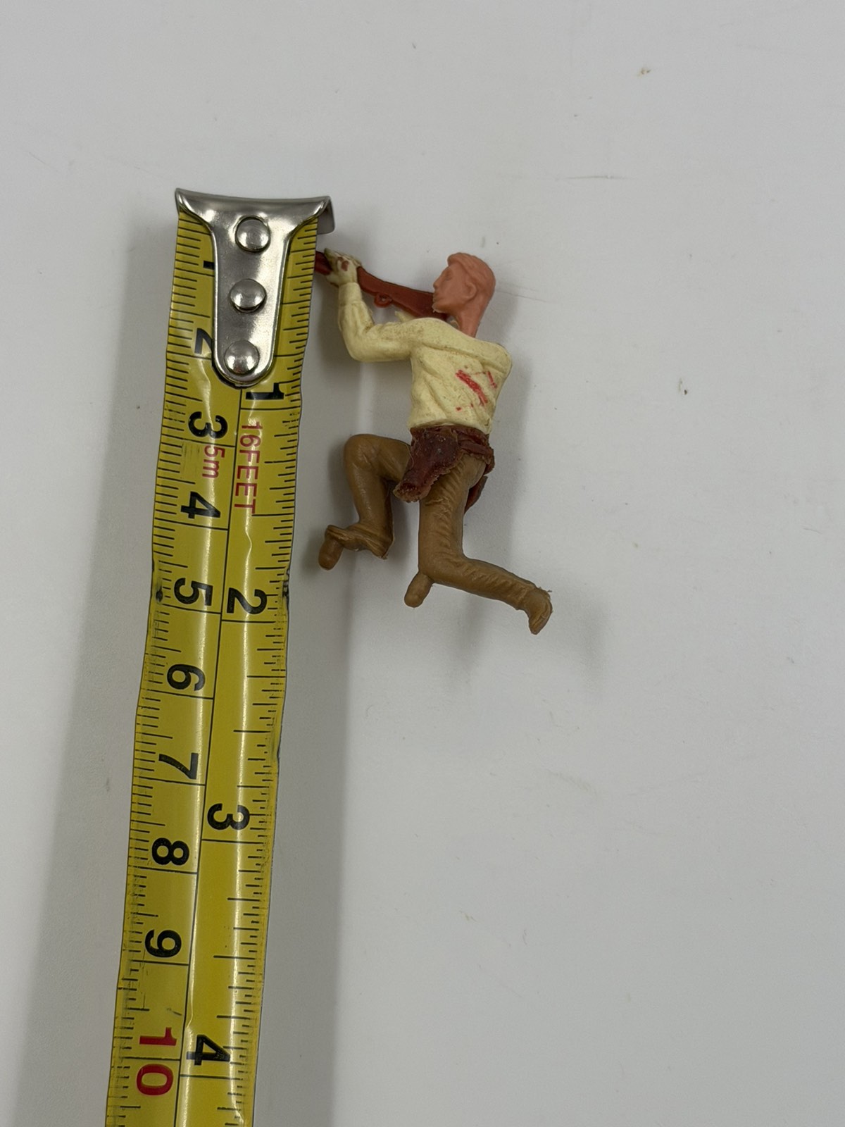 Vintage Φιγούρα Κυνηγού / Πιστολέρο με Τουφέκι – Western Toy Figure