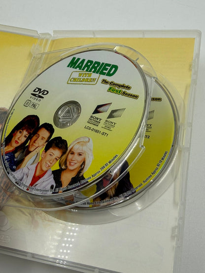 Παντρεμένοι Με Παιδιά DVD Πλήρης 1η Σεζόν (2 Disc) Με Ελληνικούς Υπότιτλους Sony