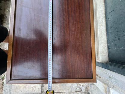 Τραπέζι Ξύλινο Με Τρεις Βάσεις Και Ροδάκια