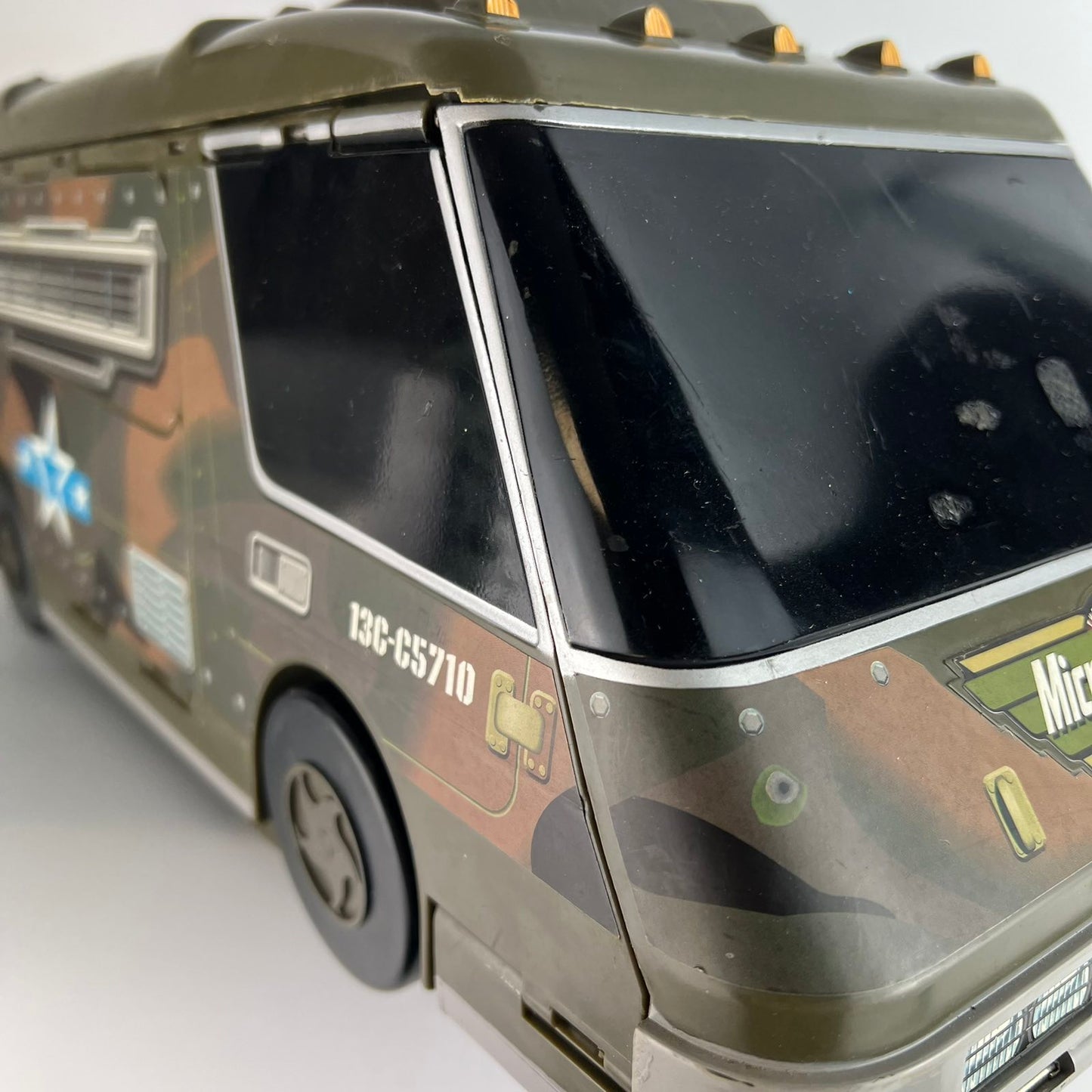 Συλλεκτικό Παιχνίδι Micro Machines Military Battle Zones Combat Carrier