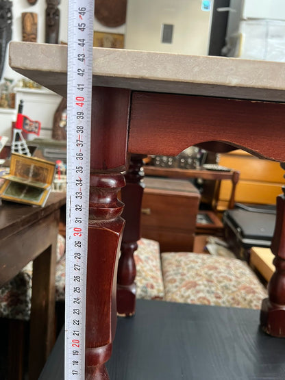 Τετράγωνο Ξύλινο Τραπεζάκι Με Μαρμάρινη Βάση