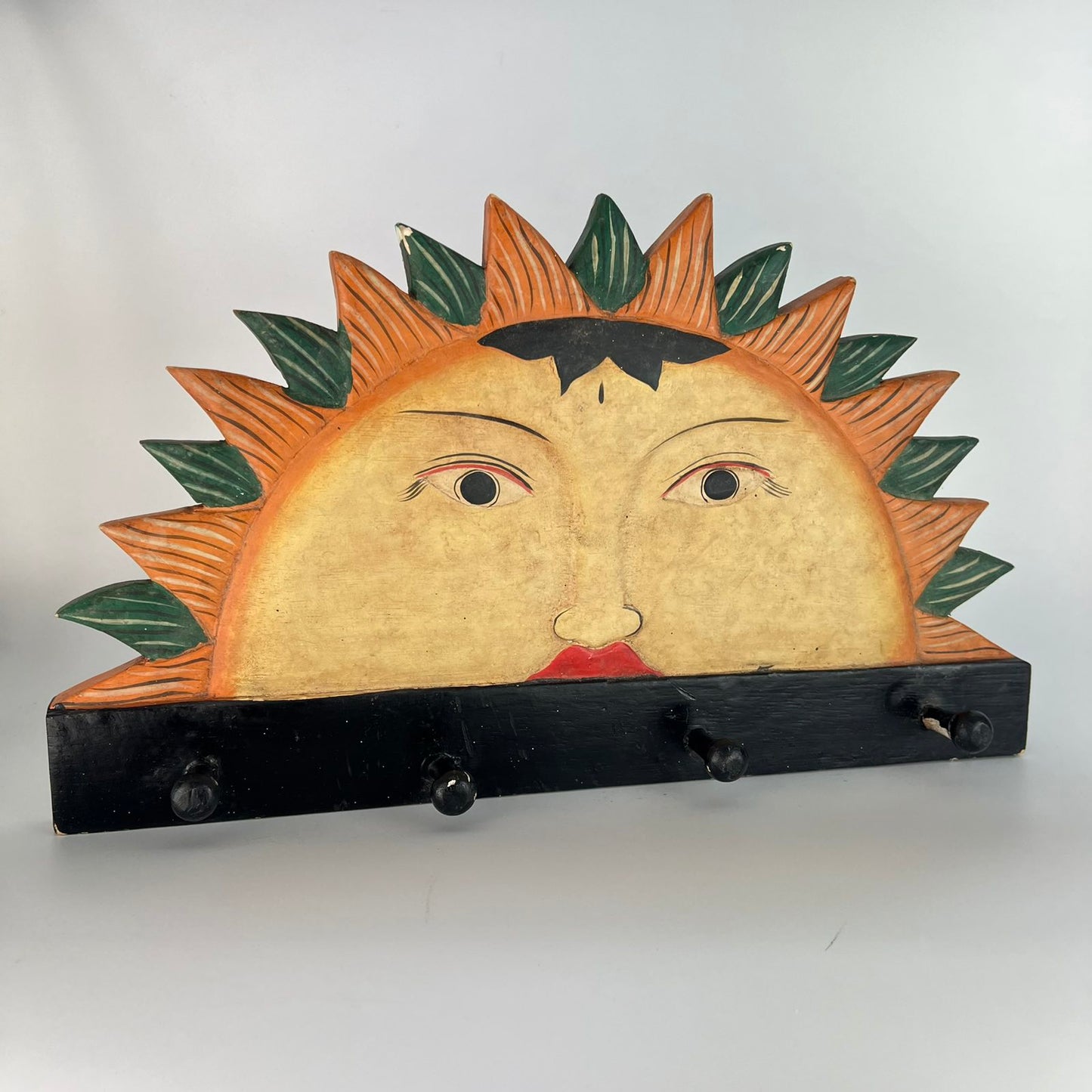 Ξύλινη Χρωματιστή Vintage Κρεμάστρα Τοίχου