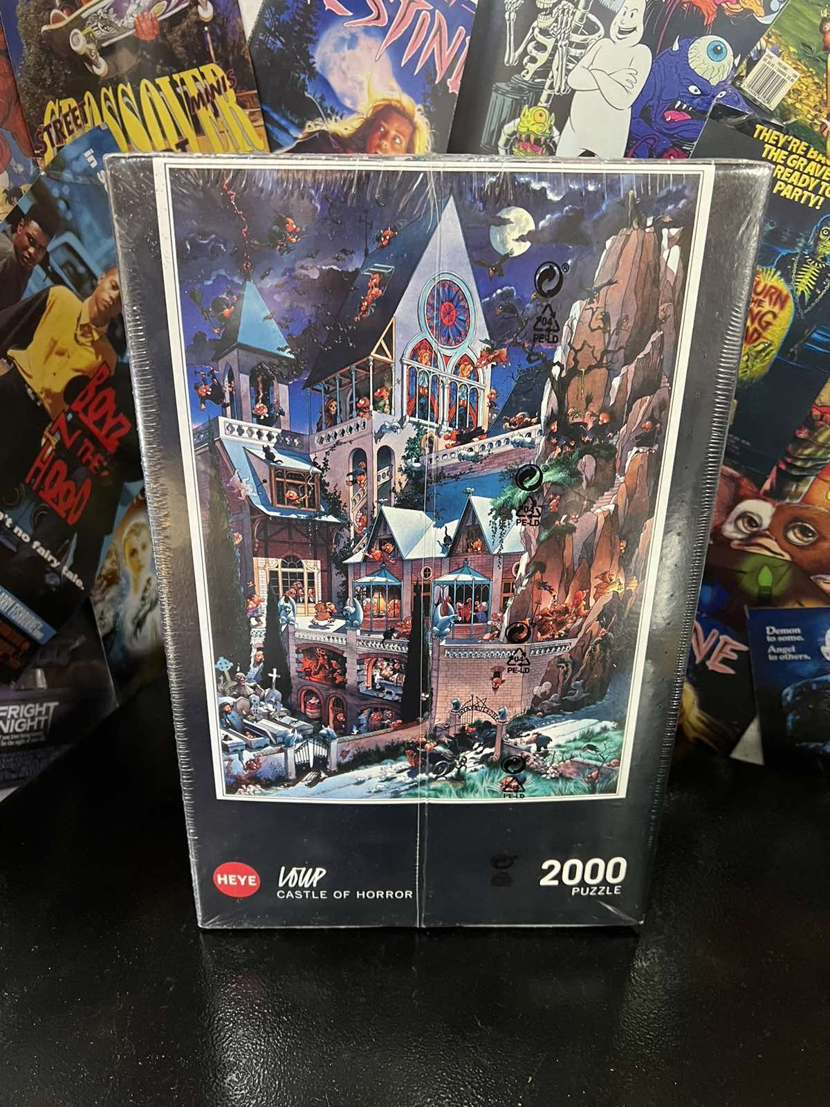Παζλ 2000 κομματιών, Castle of Horror – Igor (Heye)