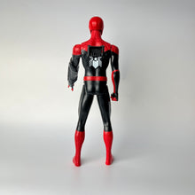 Φιγούρα Μαύρος Spiderman Της Hasbro
