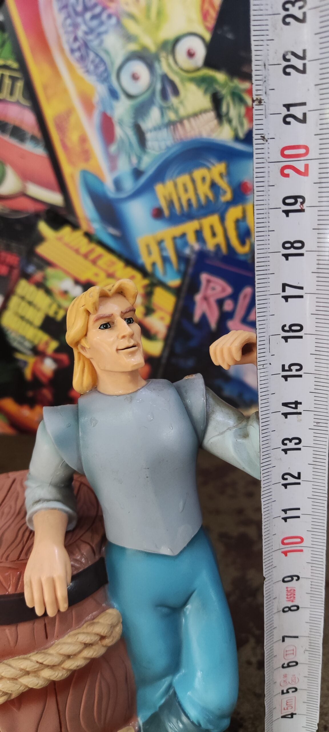 Πλαστικός Κουμπαράς John Smith Από Την Ταινία Pocahontas
