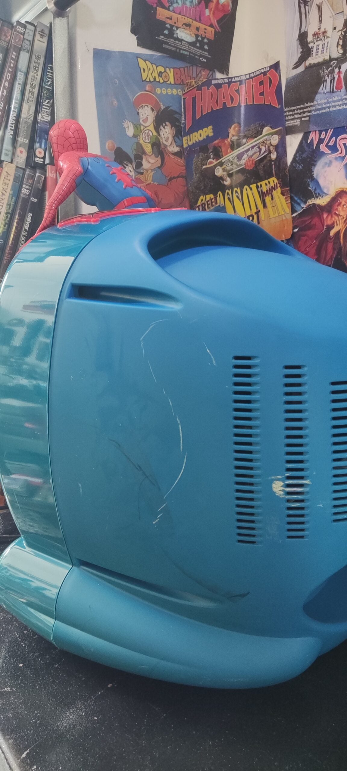Τηλεόραση Crt Spiderman Και DVD