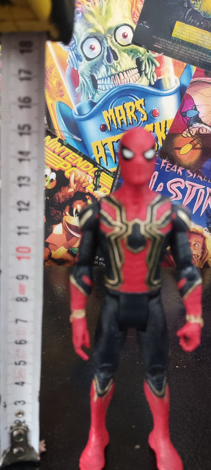 Φιγούρα Spiderman Στα 15 Εκ.