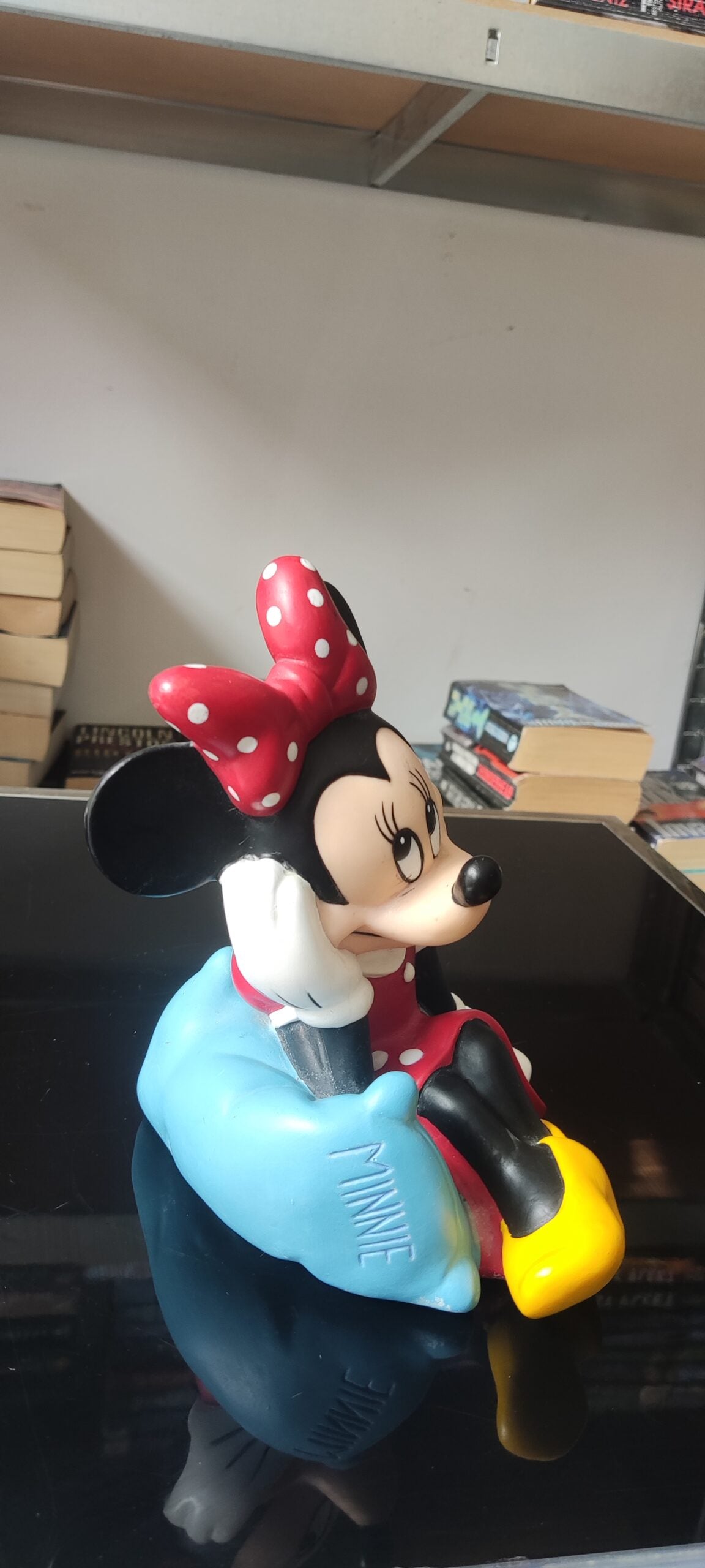 Κουμπαράς Minnie Στα 18 Εκ