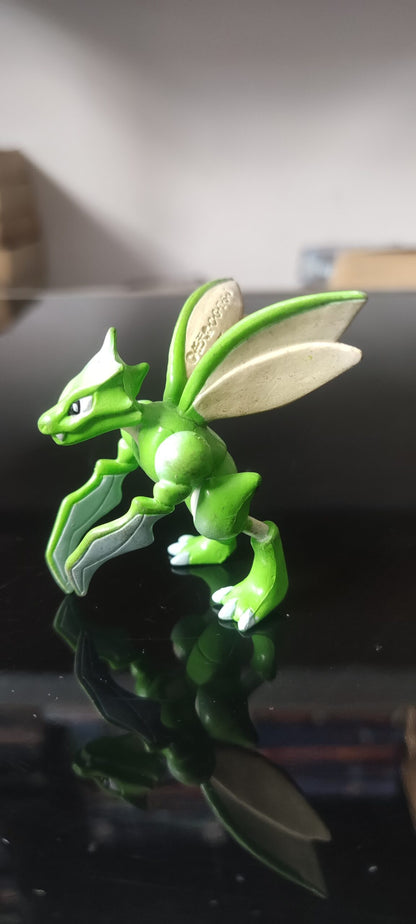 Φιγούρα Πόκεμον Scyther της Tomy