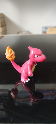 Φιγούρα Πόκεμον Charmeleon Της Tomy