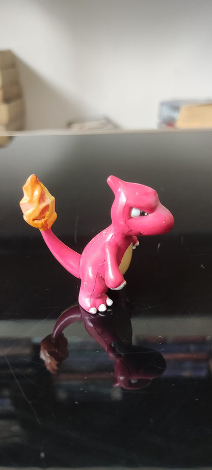 Φιγούρα Πόκεμον Charmeleon Της Tomy