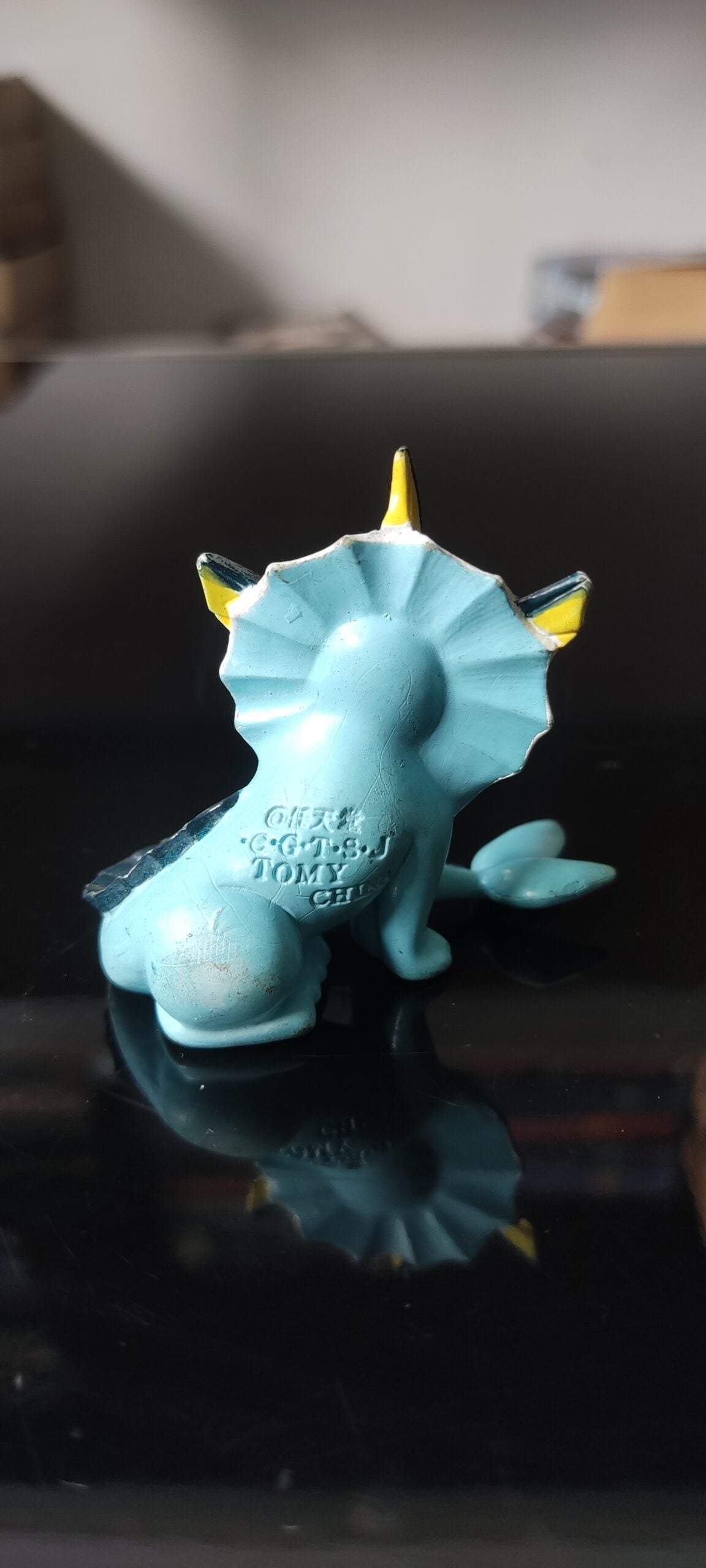 Φιγούρα Πόκεμον Vaporeon Της Tomy
