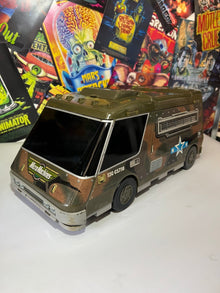 Micro Machines Στρατιωτικό Van Που Γίνεται Στρατιωτική Βάση