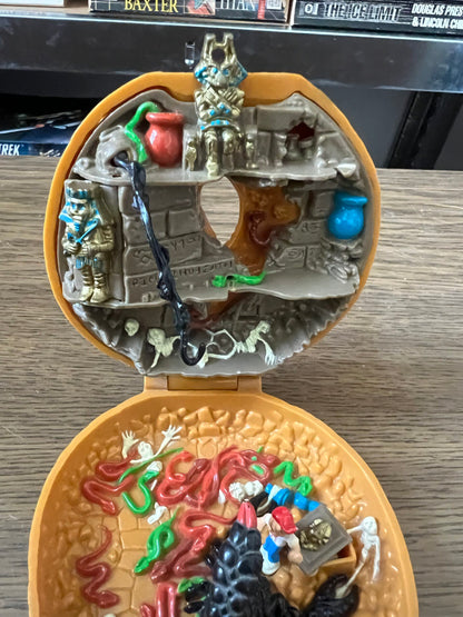 Mighty Max Snake Castle