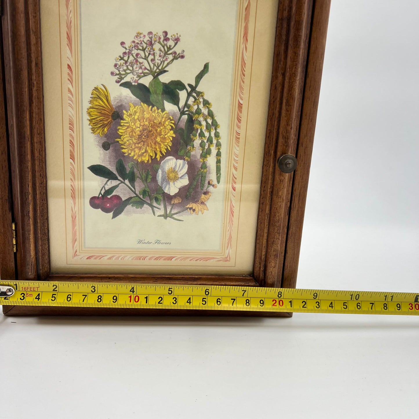 Ξύλινη Ρουστίκ Κλειδοθήκη Με Floral Γκραβούρα