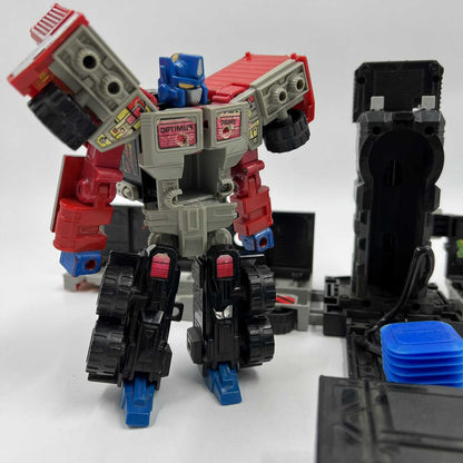 Optimus Prime Auto Jet Tanker – Transformers Action Vehicle (Hasbro/Takara 1994 G2 Style)