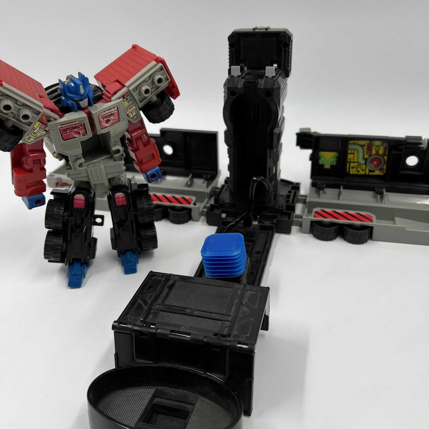 Optimus Prime Auto Jet Tanker – Transformers Action Vehicle (Hasbro/Takara 1994 G2 Style)